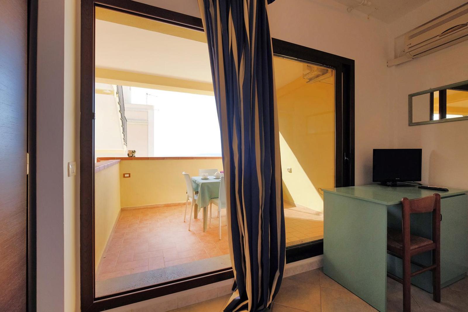 Su Nuraghe Hotel Sant'Anna Arresi Exterior photo