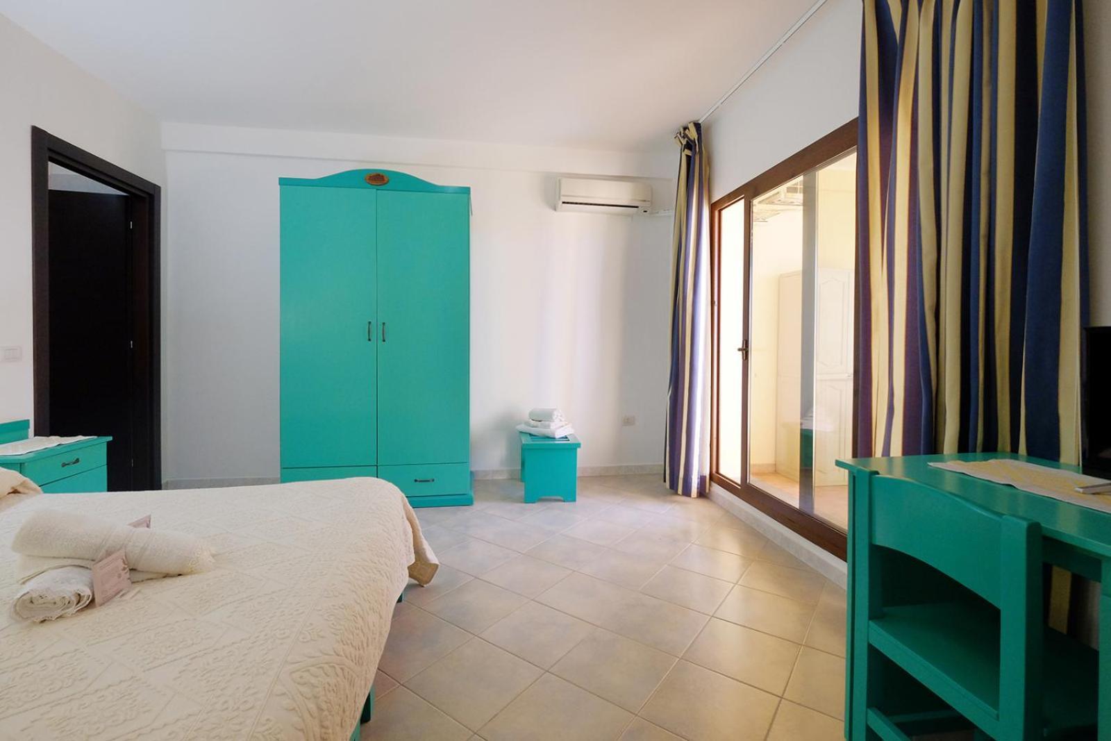 Su Nuraghe Hotel Sant'Anna Arresi Exterior photo